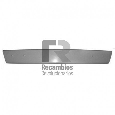 EMBELLECEDOR PARAGOLPES TRASERO 